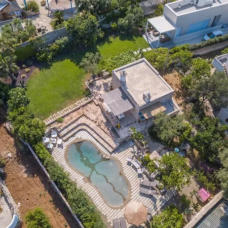 Helloapulia Gemma With Private Eco Pool And With Direct Access To The Sea Villa