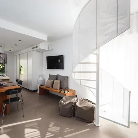 Villa Helloapulia Gemma With Private Eco Pool And With Direct Access To The Sea *