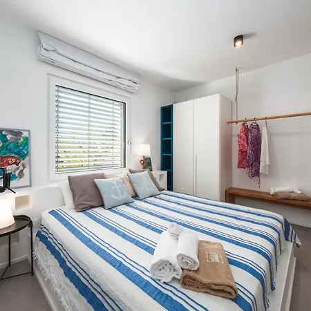 Villa Gemma - Sea Access & Private Pool