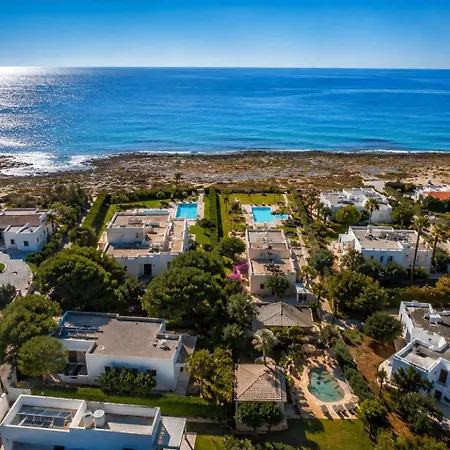 Gemma - Sea Access & Private Pool