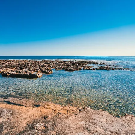 Gemma - Sea Access & Private Pool