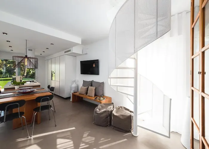 빌라 Helloapulia Villa Gemma - Direct Access To The Sea With Private Eco Pool *