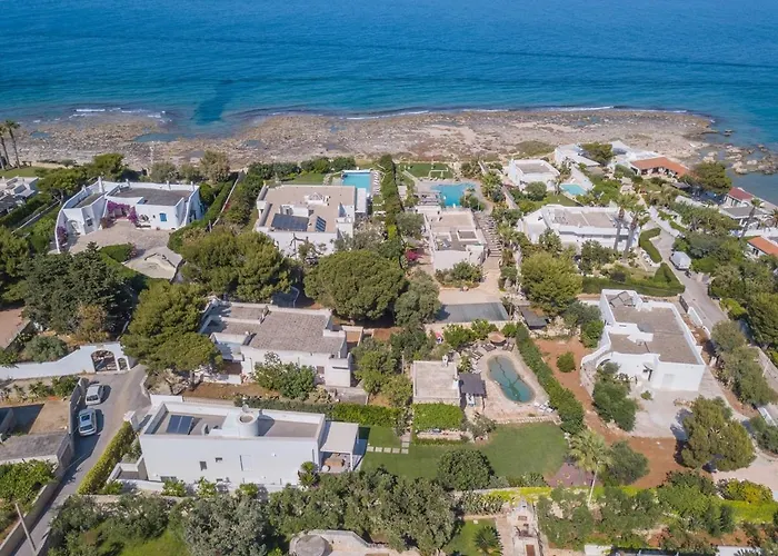 빌라 Helloapulia Villa Gemma - Direct Access To The Sea With Private Eco Pool
